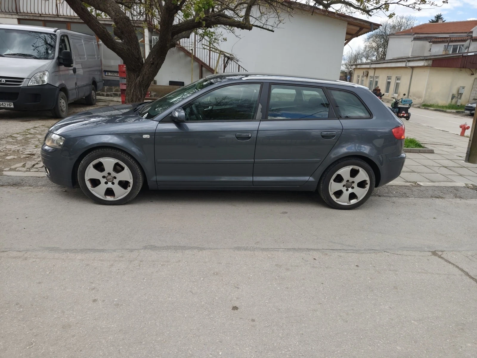 Audi A3 Sportback 2.0TDI 140k.c. Запазена и Здрава, снимка 4 - Автомобили и джипове - 54289867