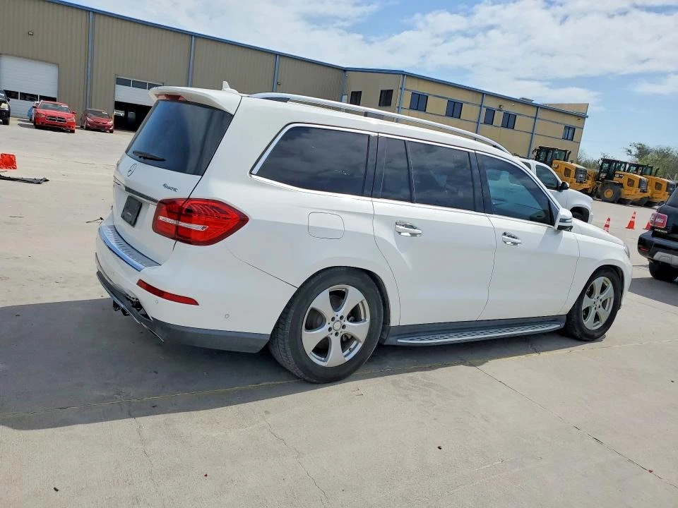 Mercedes-Benz GLS 450, снимка 3 - Автомобили и джипове - 54706118