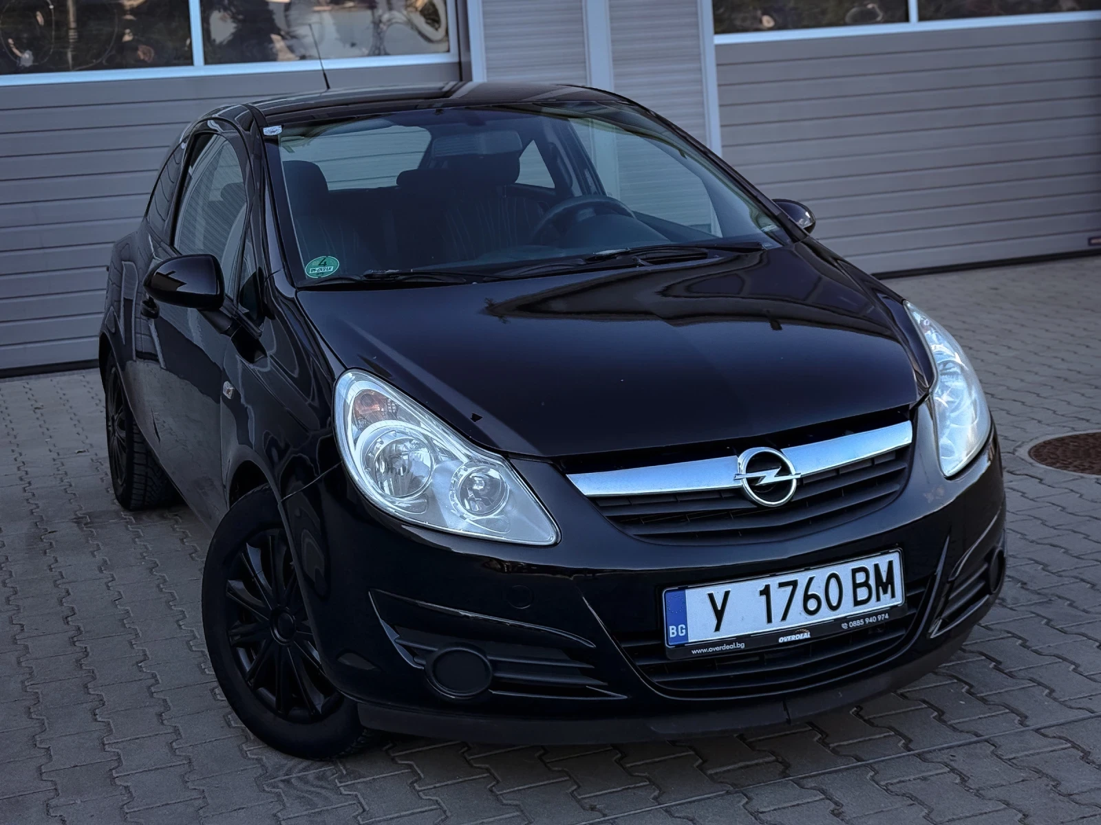 Opel Corsa 1.2* КЛИМА* РЕГИСТРИРАНА* ОБСЛУЖЕНА, снимка 3 - Автомобили и джипове - 54990889