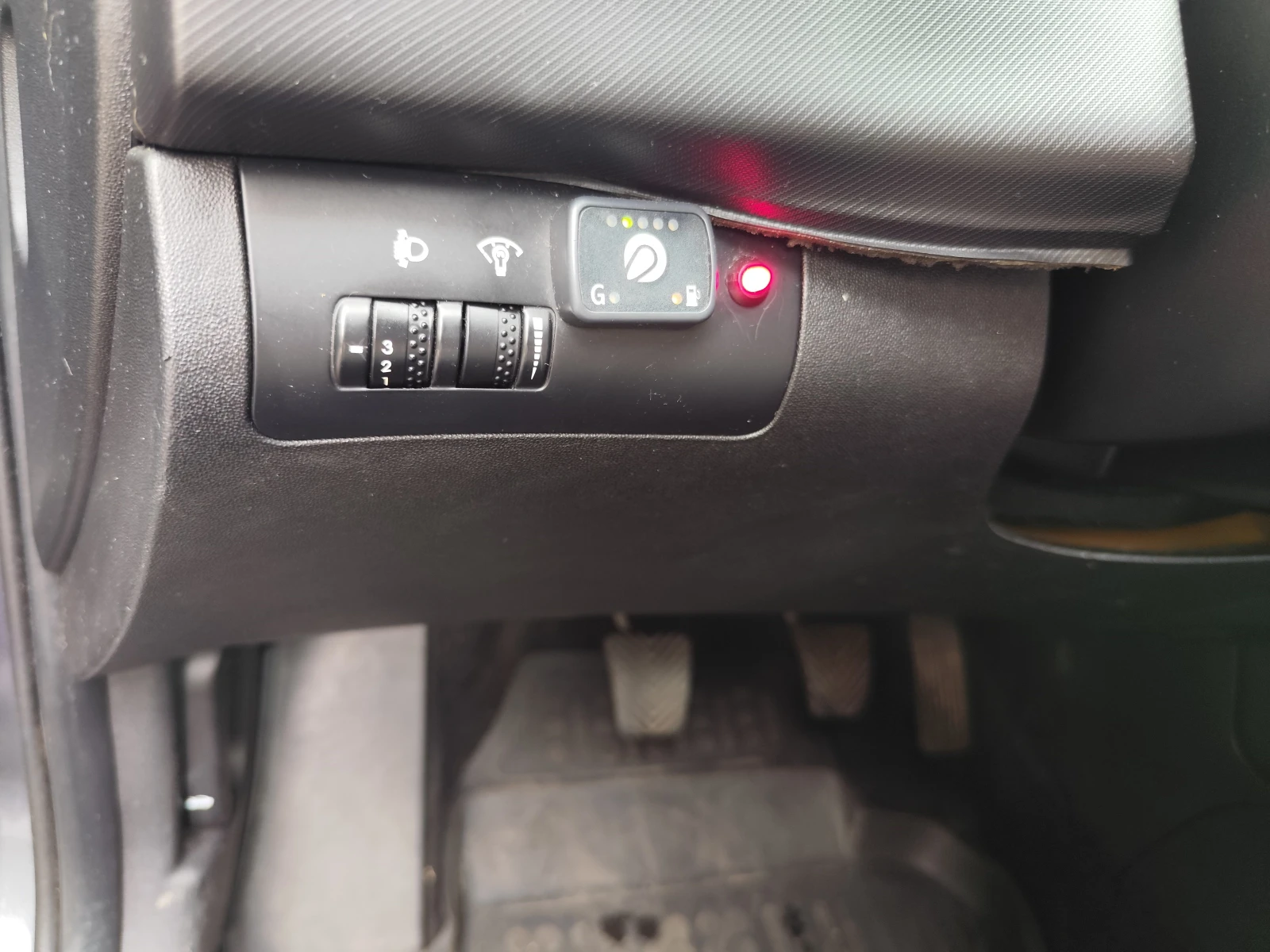 Kia Ceed 1.6 LPG, снимка 9 - Автомобили и джипове - 55574311