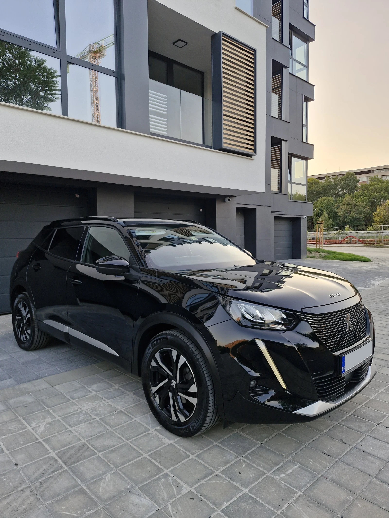 Peugeot 2008 1.5 HDi ALLURE , снимка 3 - Автомобили и джипове - 55619132