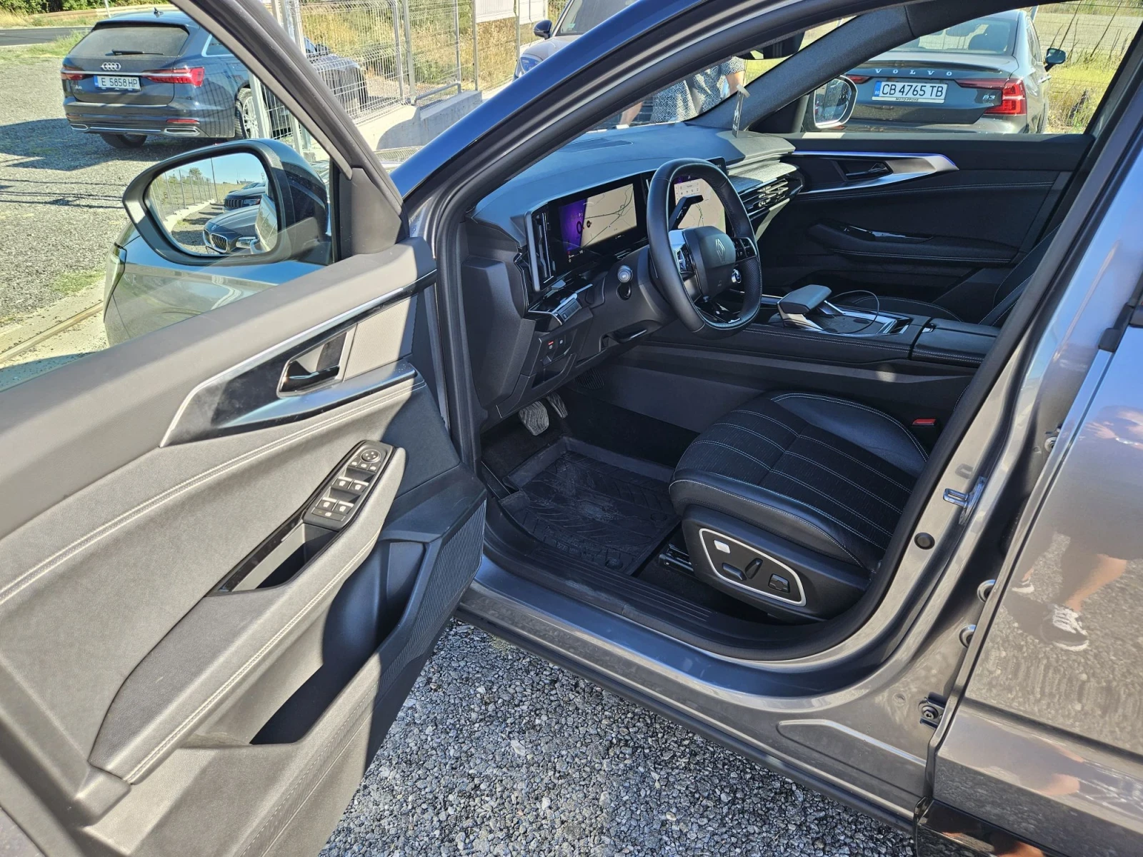 Renault Austral 1.3 Tce Hybrid Full Extra, снимка 9 - Автомобили и джипове - 55655304