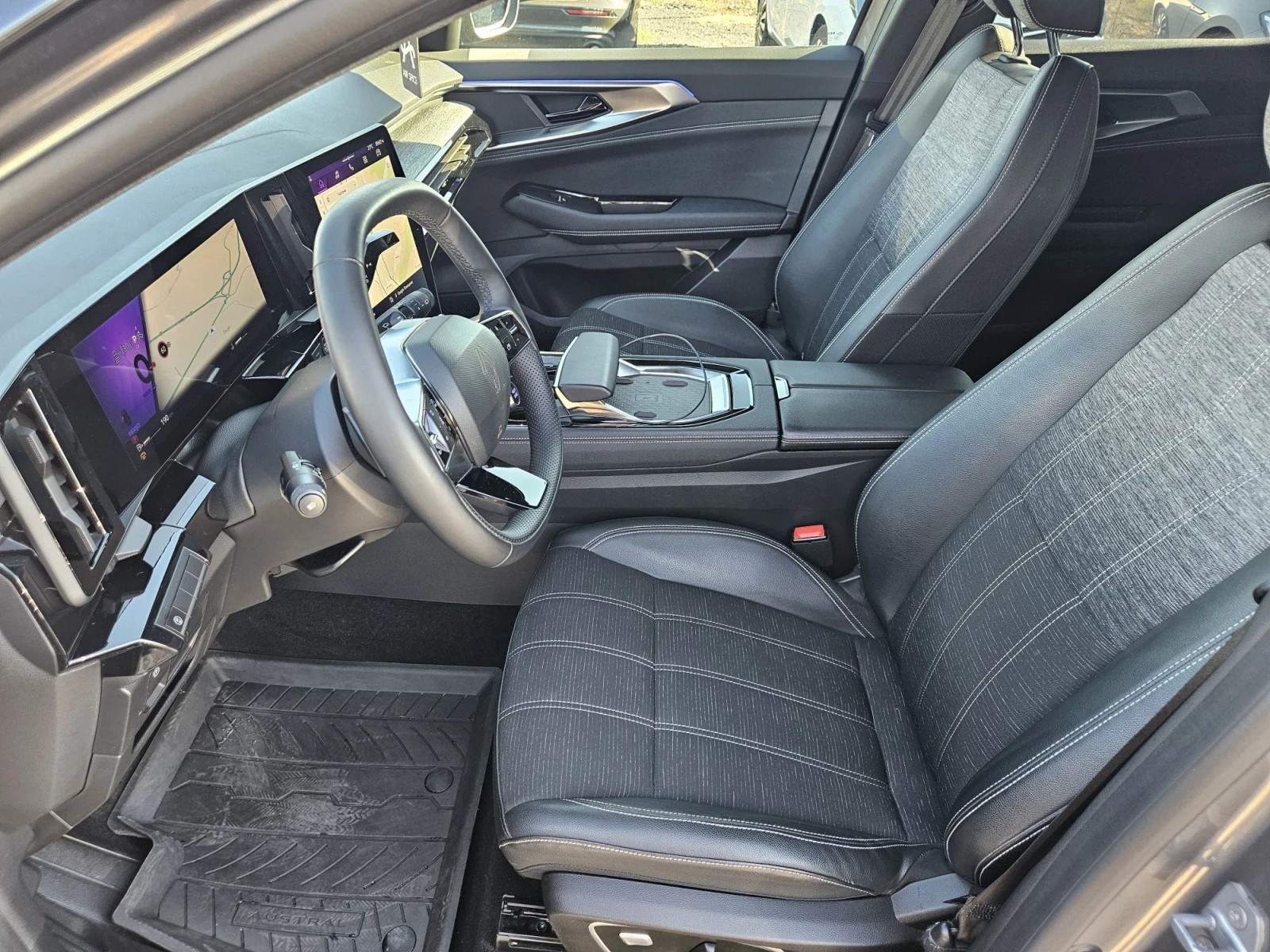 Renault Austral 1.3 Tce Hybrid Full Extra, снимка 10 - Автомобили и джипове - 55655304