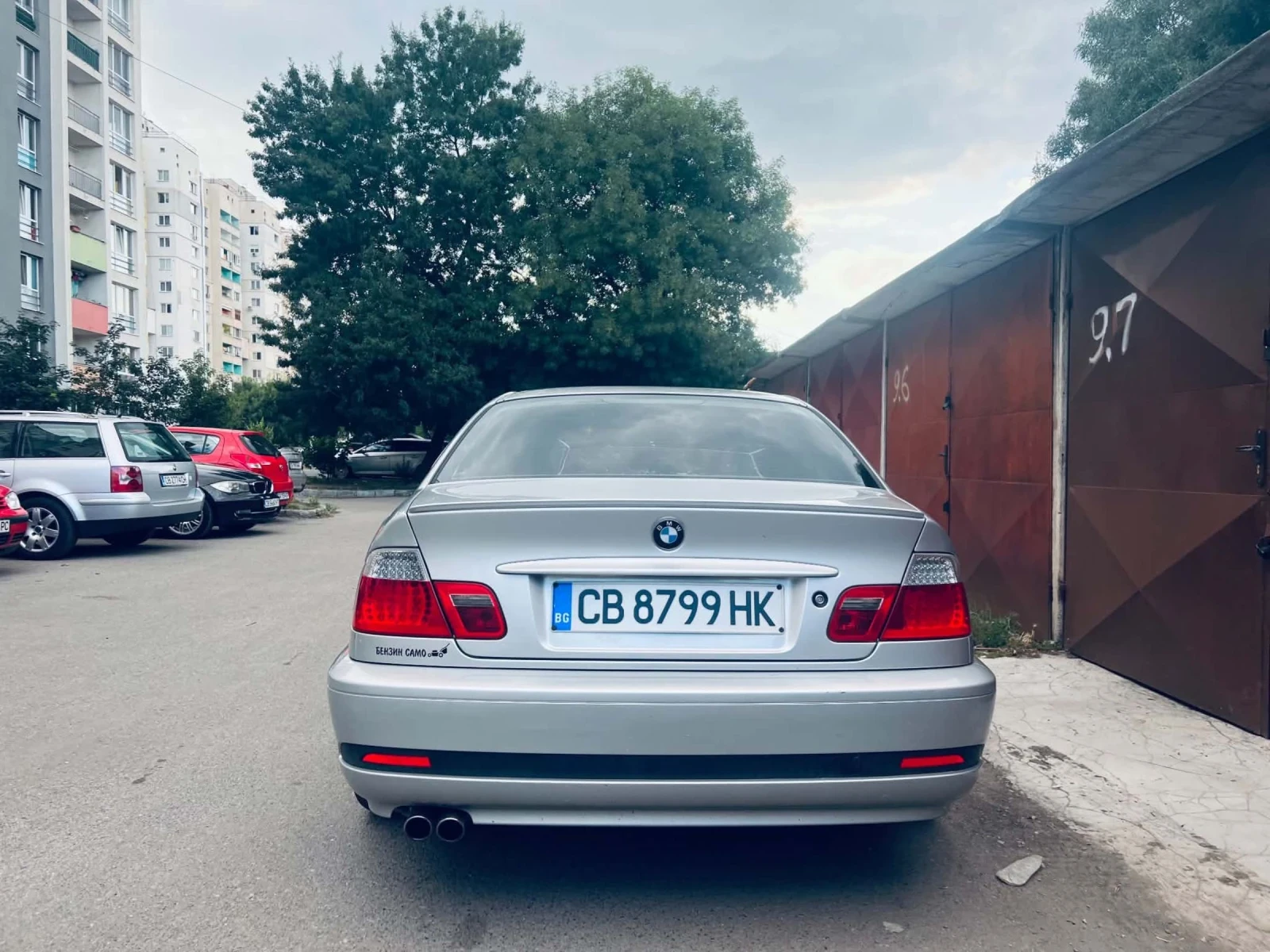 BMW 330, снимка 4 - Автомобили и джипове - 55704419