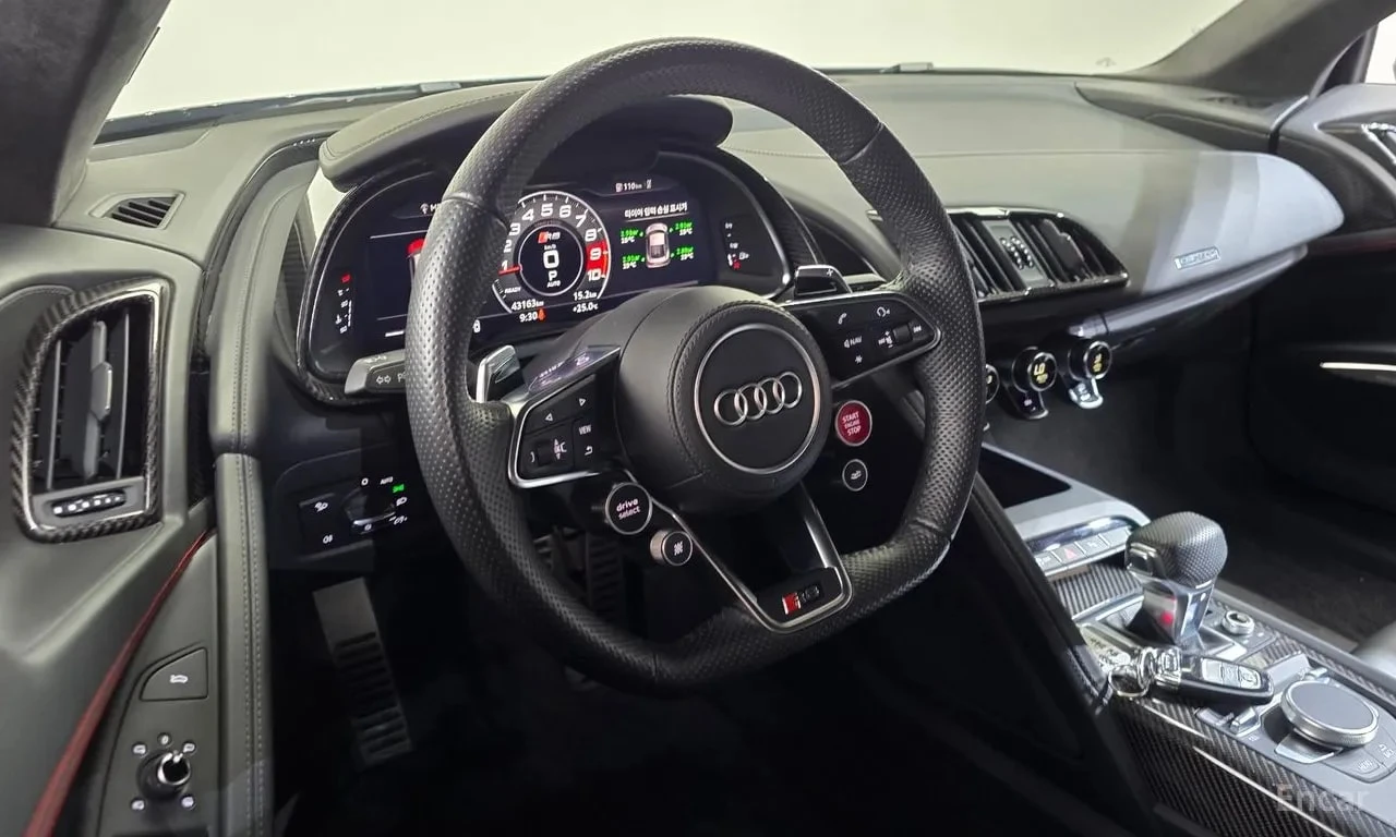 Audi R8 5.2 V10 Performance Coupe, снимка 13 - Автомобили и джипове - 56042061