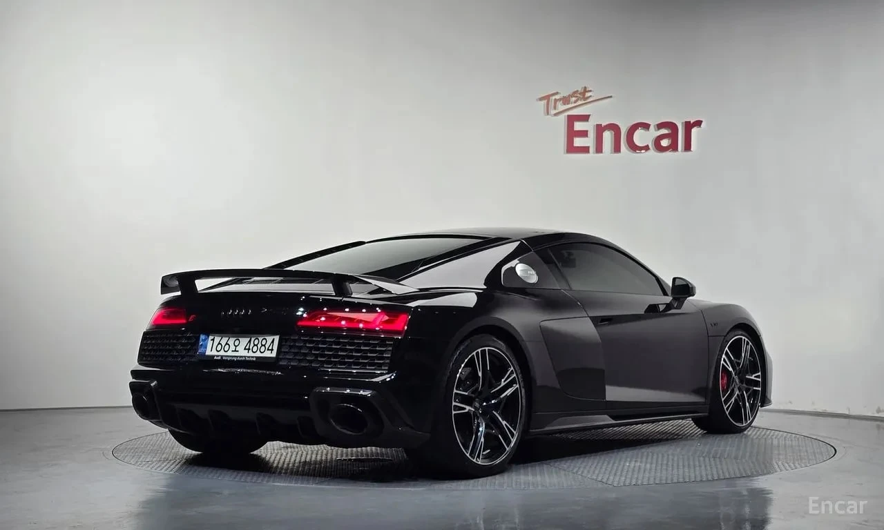 Audi R8 5.2 V10 Performance Coupe, снимка 2 - Автомобили и джипове - 56042061