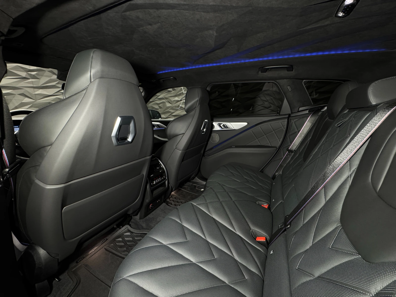 BMW XM V8 Massage* H&K* Carbon* ���������* 360*  | Mobile.bg � ����������� 8