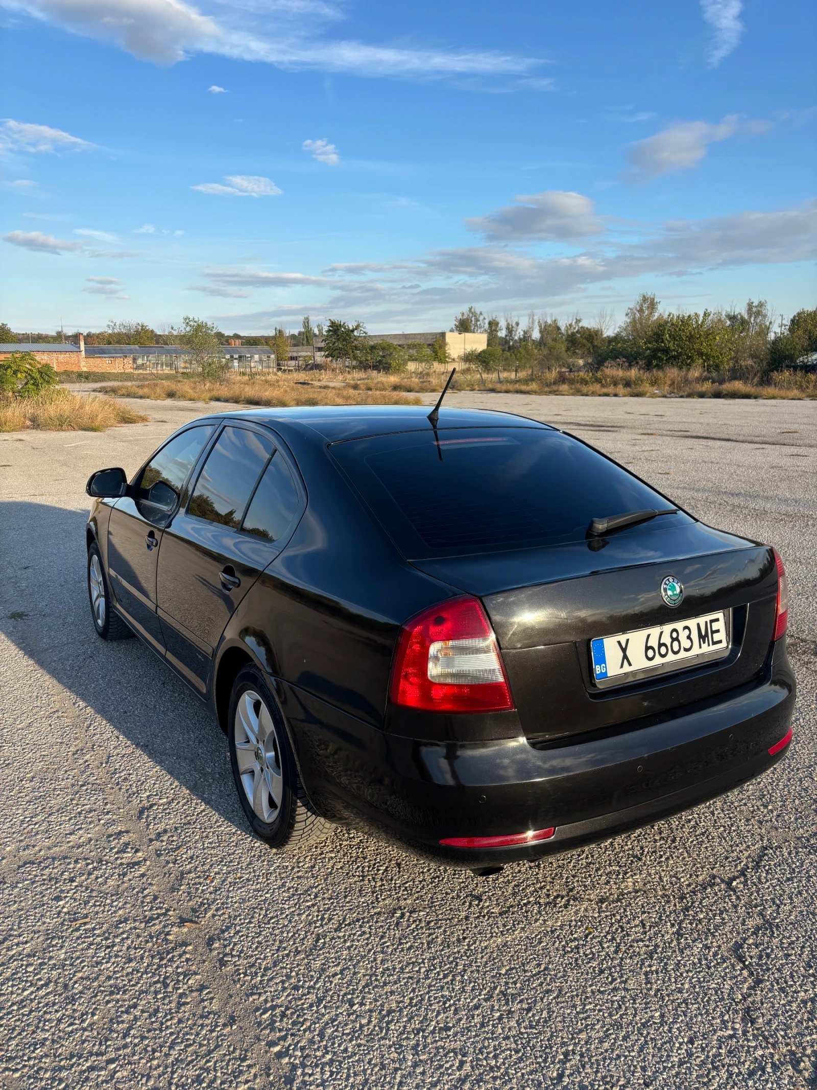 Skoda Octavia 1.6, снимка 6 - Автомобили и джипове - 56604329