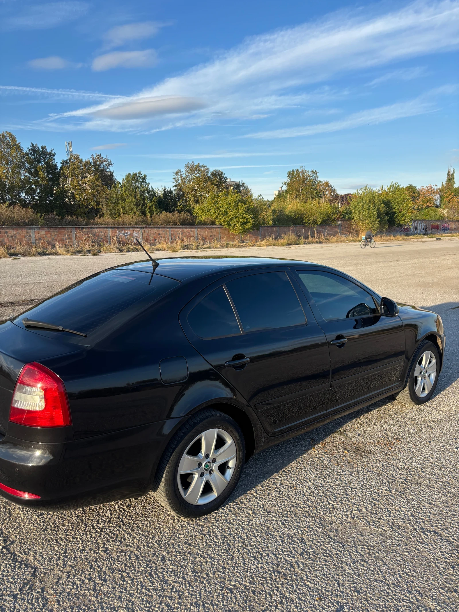 Skoda Octavia 1.6, снимка 5 - Автомобили и джипове - 56604329