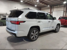 Toyota Sequoia SR5 4WD (Natl), снимка 5