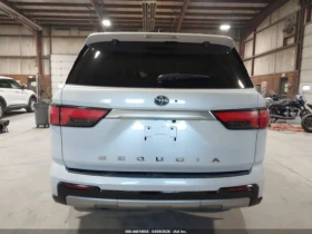 Toyota Sequoia SR5 4WD (Natl) | Mobile.bg � ����� ������ 11