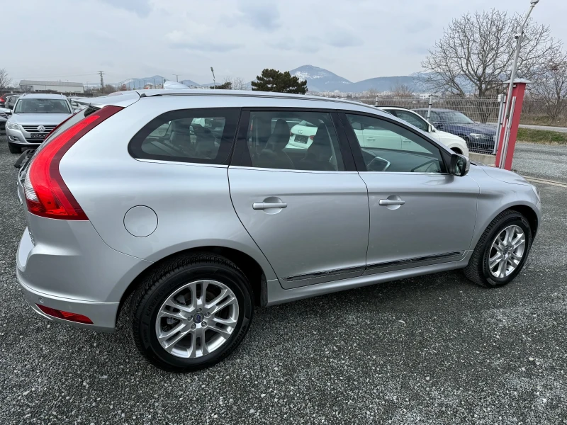 Volvo XC60 (KATO НОВА)^(4х4), снимка 5 - Автомобили и джипове - 49134773