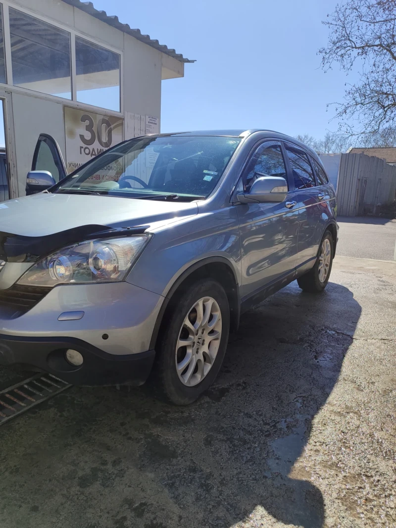 Honda Cr-v, снимка 2 - Автомобили и джипове - 49411076