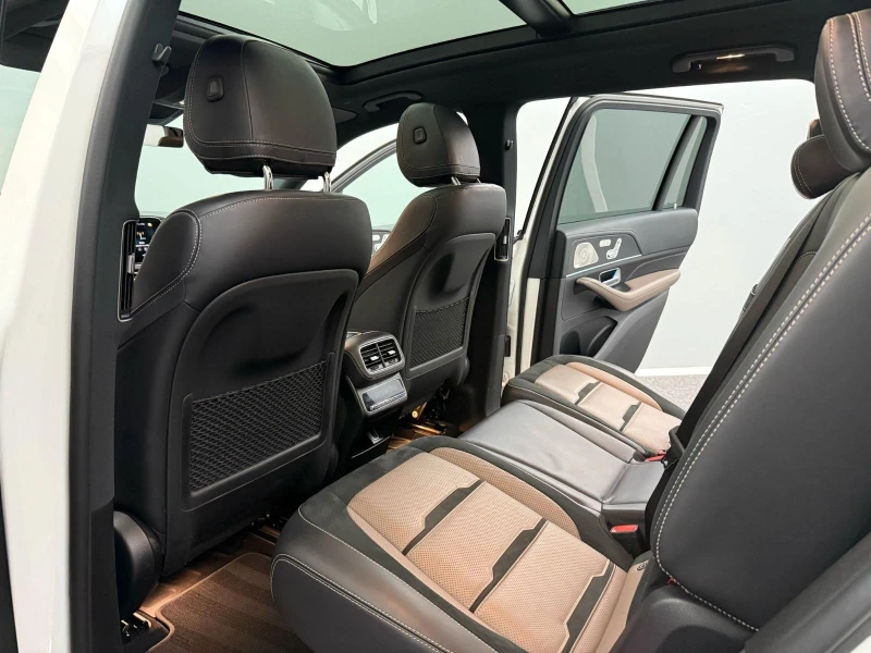 Mercedes-Benz GLS 63 AMG 4M+ * 7МЕСТЕН* BURM* PANO* DISTR* 360 CAM* HUD* KE, снимка 15 - Автомобили и джипове - 50971526