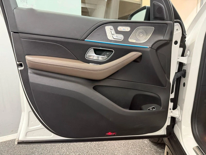 Mercedes-Benz GLS 63 AMG 4M+ * 7МЕСТЕН* BURM* PANO* DISTR* 360 CAM* HUD* KE, снимка 7 - Автомобили и джипове - 50971526