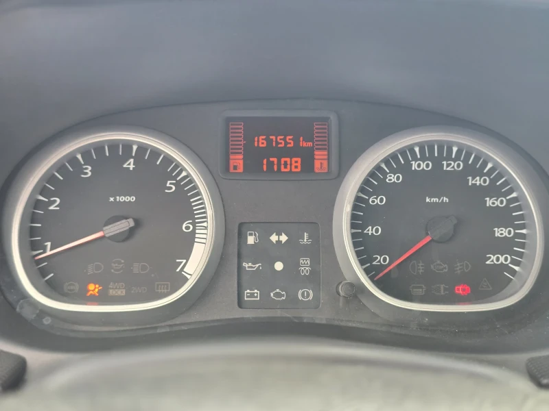 Dacia Duster 4x4, снимка 13 - Автомобили и джипове - 51694391