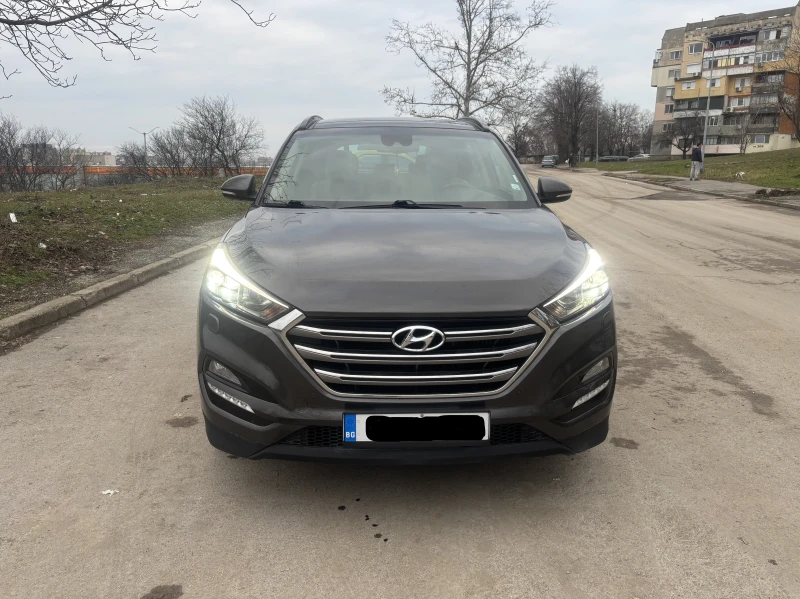 Hyundai Tucson 1.7 CRDI AWD, снимка 3 - Автомобили и джипове - 53477898