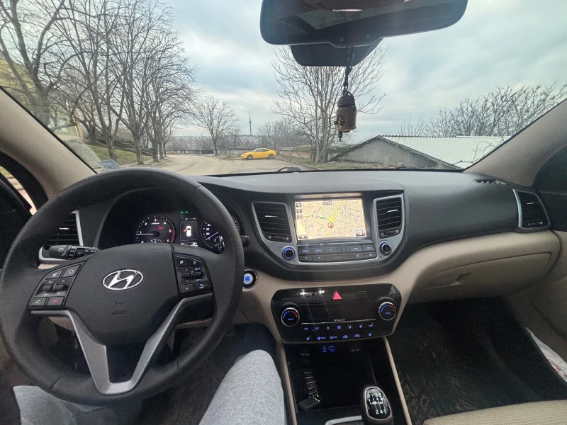 Hyundai Tucson 1.7 CRDI AWD Xpossible , снимка 13 - Автомобили и джипове - 53477898
