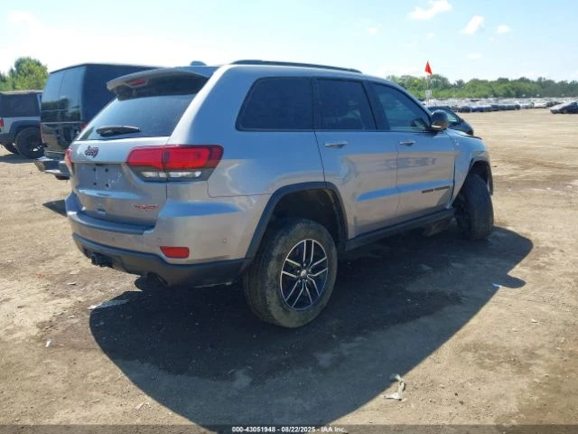 Jeep Grand cherokee TRAILHAWK 4X4 HEMI Дистроник Шибедах Обдухване - изображение 5