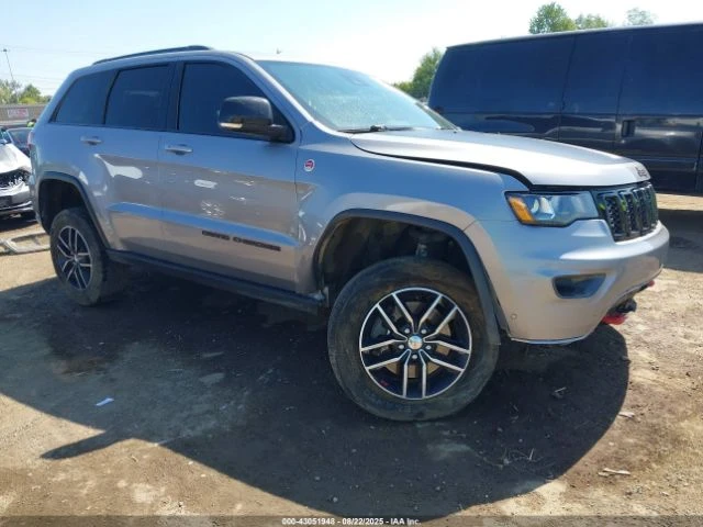 Jeep Grand cherokee TRAILHAWK 4X4 HEMI Дистроник Шибедах Обдухване - изображение 7