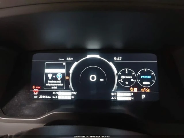 Toyota Sequoia SR5 4WD (Natl), снимка 12 - Автомобили и джипове - 54679588