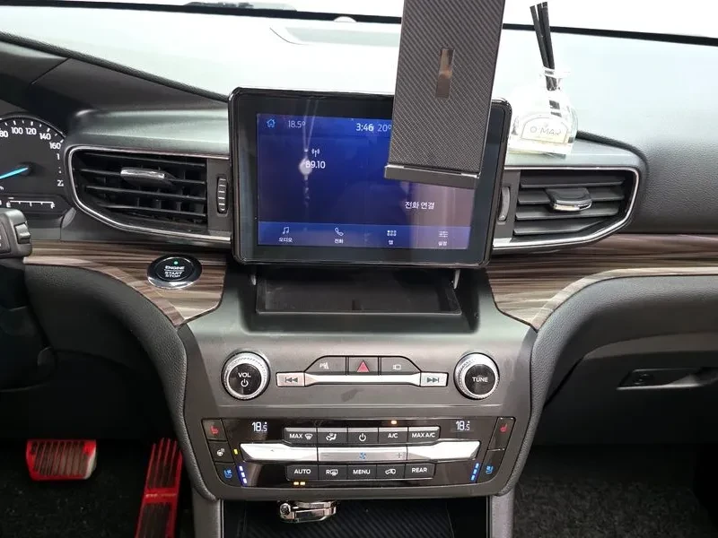 Ford Explorer 2.3 LIMITED 4WD, снимка 14 - Автомобили и джипове - 54849361