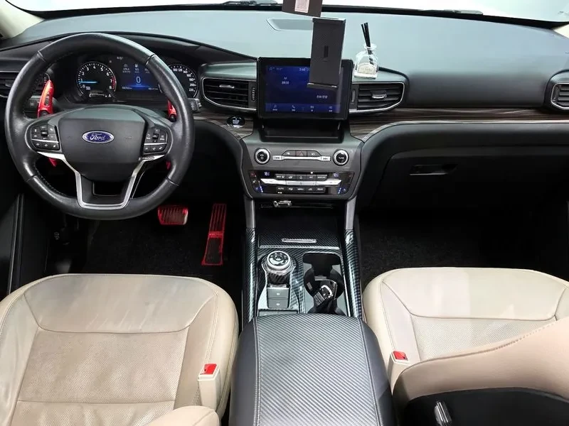 Ford Explorer 2.3 LIMITED 4WD, снимка 7 - Автомобили и джипове - 54849361