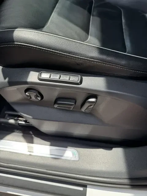 VW Tiguan R-Line, снимка 14 - Автомобили и джипове - 54980644