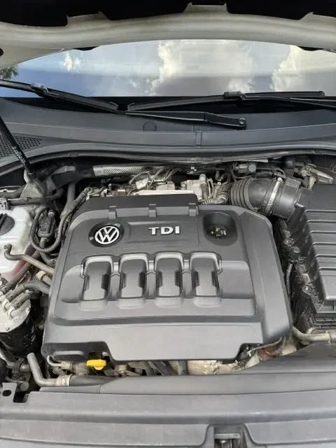 VW Tiguan R-Line, снимка 9 - Автомобили и джипове - 54980644