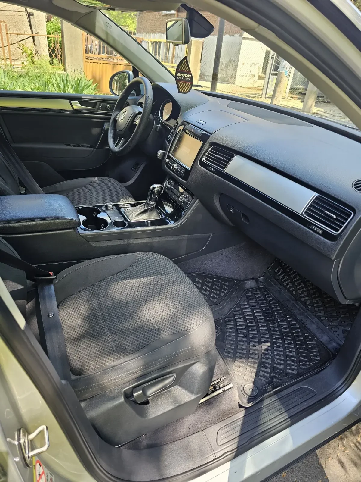 VW Touareg 3000 TDI 240 к.с - изображение 10