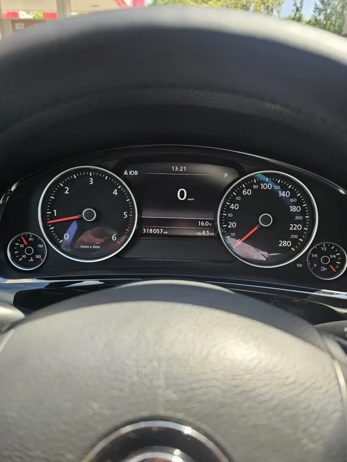 VW Touareg 3000 TDI 240 к.с - изображение 4