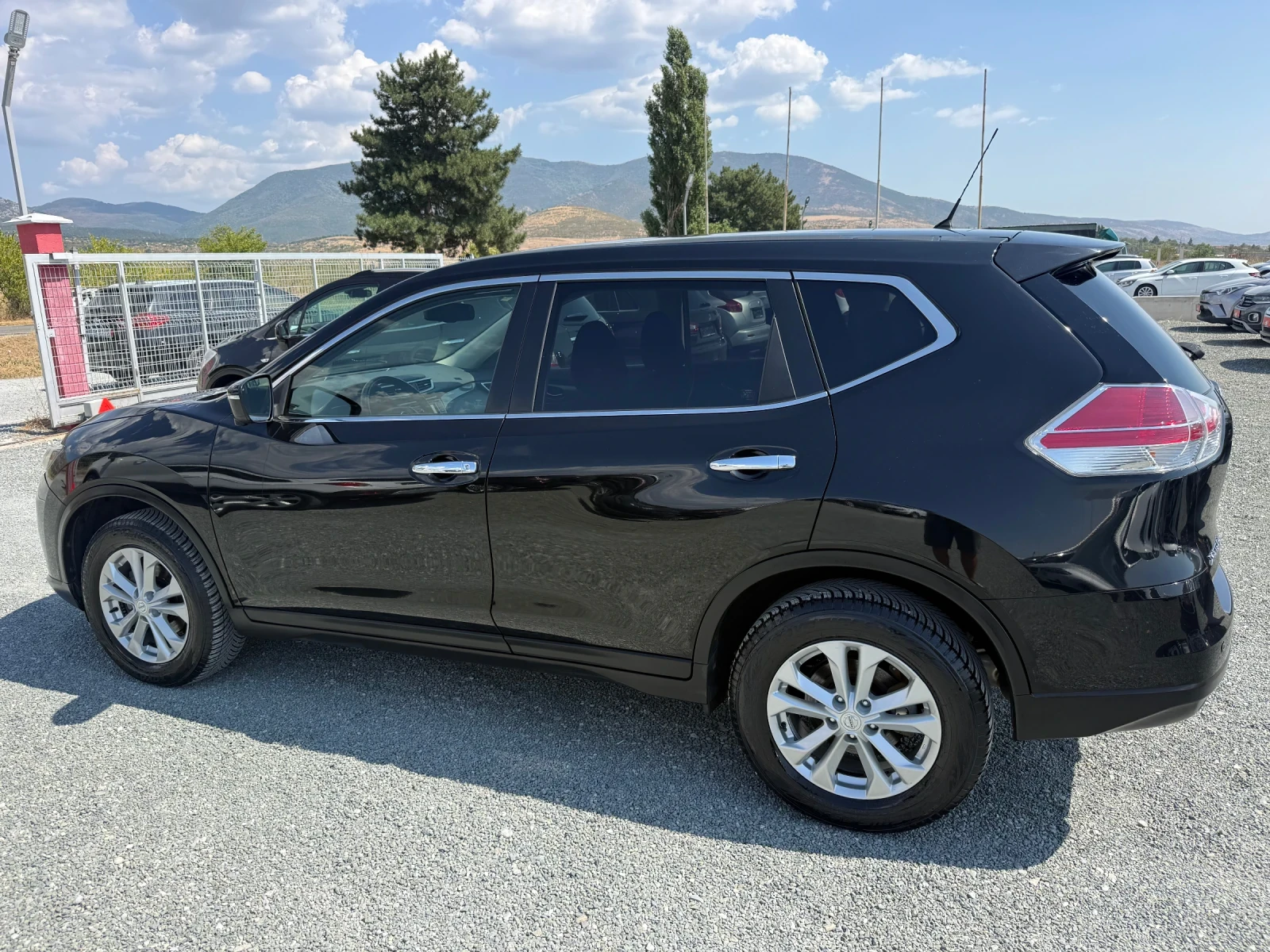 Nissan X-trail (KATO НОВА), снимка 9 - Автомобили и джипове - 53356126