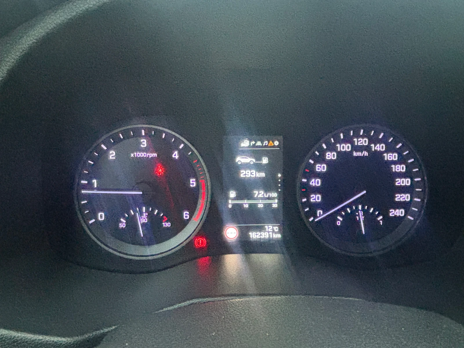 Hyundai Tucson 1.7 CRDI AWD Xpossible  | Mobile.bg � ����������� 12