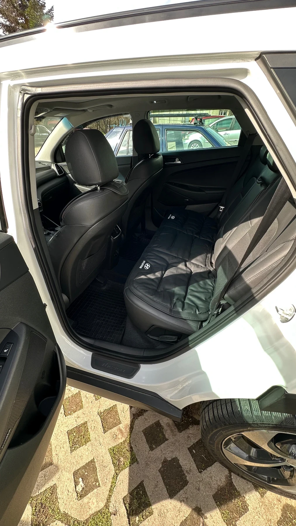 Hyundai Tucson Мек Хибрид 48v, снимка 14 - Автомобили и джипове - 53775344