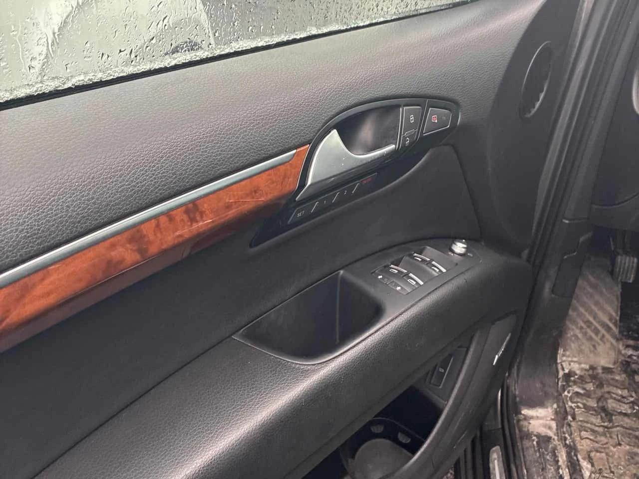 Audi Q7 * 3.0T Technik * CARFAX * ПАНОРАМА * KEYLESS * , снимка 11 - Автомобили и джипове - 54047348