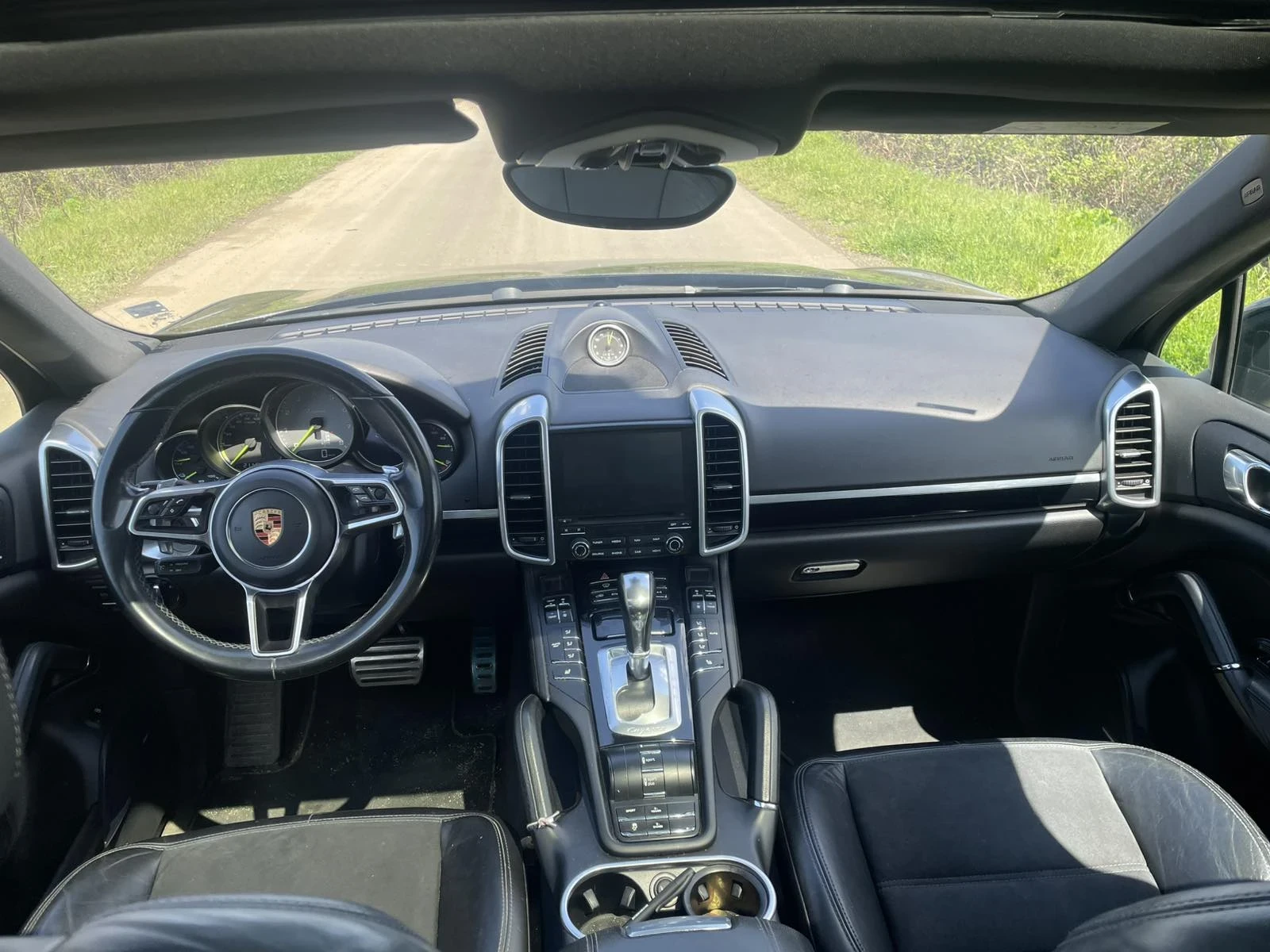 Porsche Cayenne, снимка 3 - Автомобили и джипове - 54248343