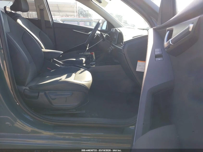 Kia Niro Ev Wind, снимка 5 - Автомобили и джипове - 54378352