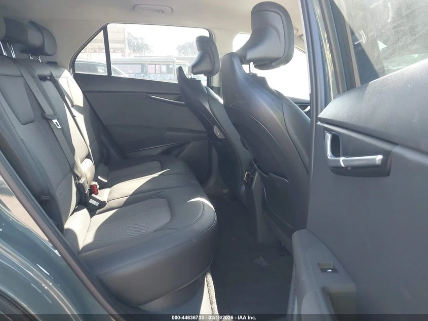 Kia Niro Ev Wind, снимка 8 - Автомобили и джипове - 54378352