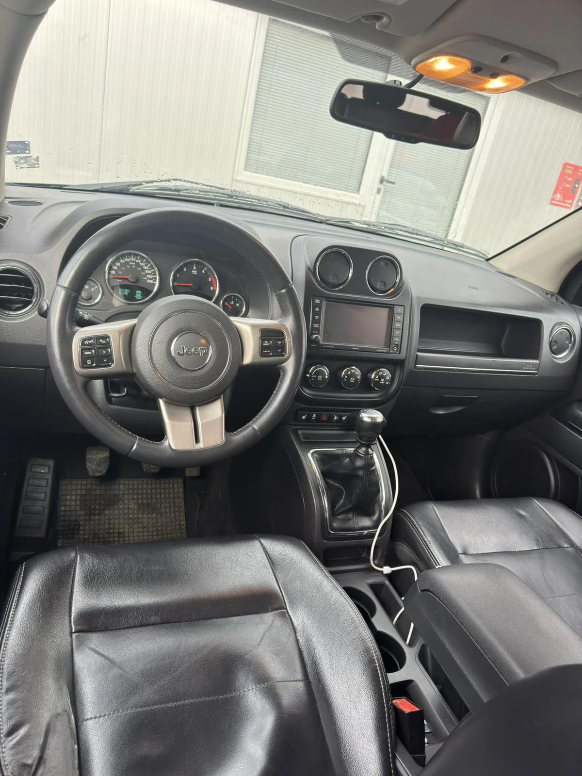 Jeep Compass СМЕНЕНИ ВЕРИГИ!!! 2.2CDI * * LIMITED* * , снимка 7 - Автомобили и джипове - 54758368