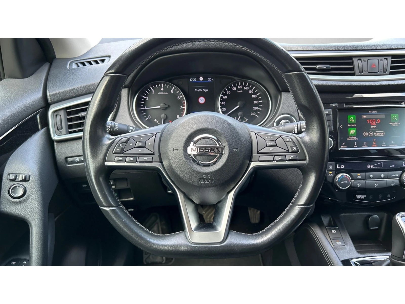 Nissan Qashqai DIG-T N-Connecta , Месечна вноска от 255  , снимка 11 - Автомобили и джипове - 55401616