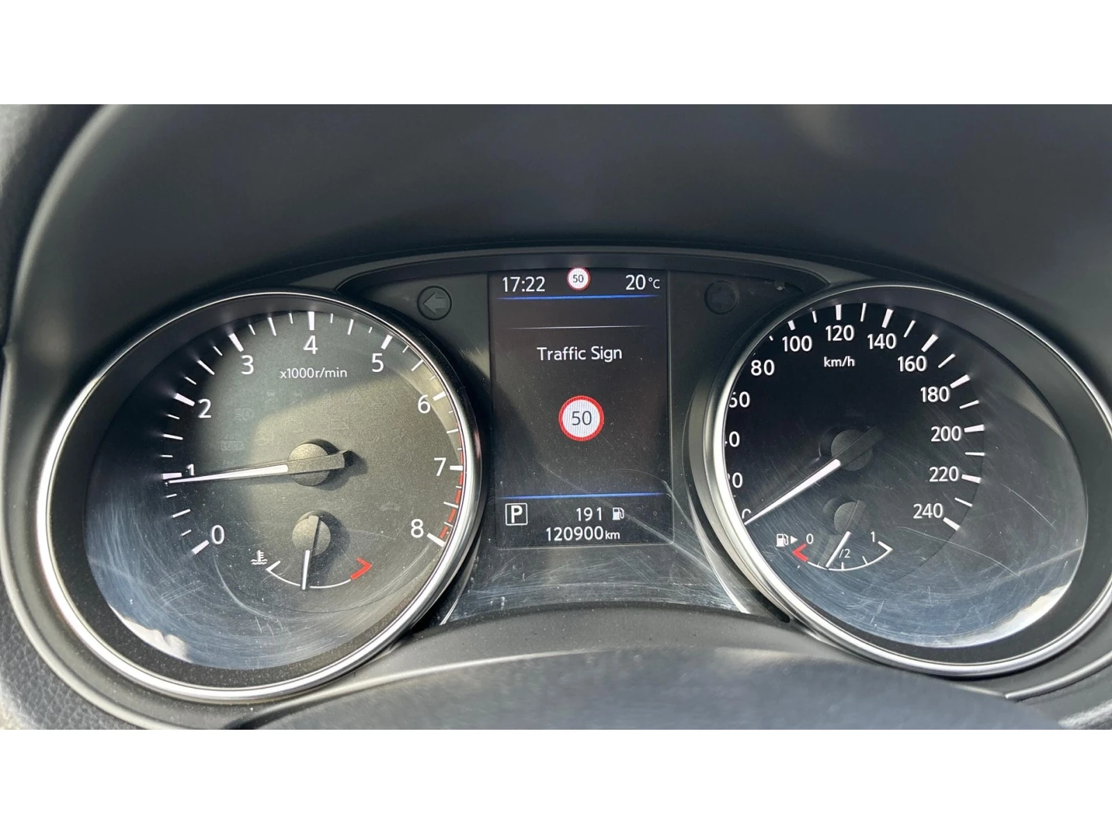 Nissan Qashqai DIG-T N-Connecta , Месечна вноска от 255  , снимка 12 - Автомобили и джипове - 55401616