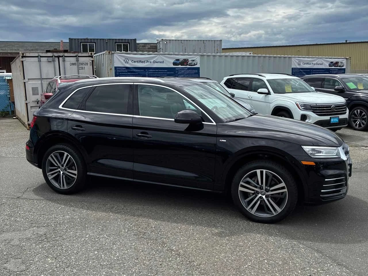 Audi Q5 * Progressiv S LINE* АВТОКРЕДИТ* , снимка 3 - Автомобили и джипове - 55513327