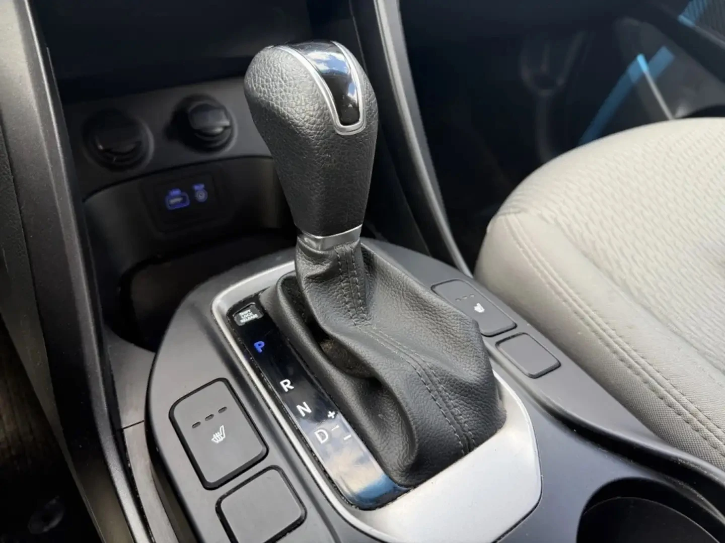 Hyundai Santa fe Sport AWD, снимка 11 - Автомобили и джипове - 56021117