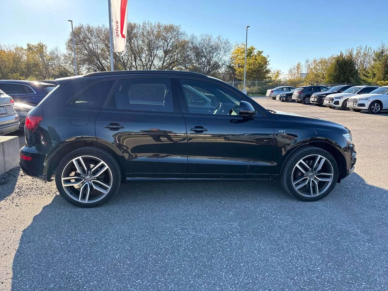 Audi SQ5 * Technik * CARFAX * ГЛАВНО ПРЕДСТАВИТЕЛСТВО * , снимка 4 - Автомобили и джипове - 56604161