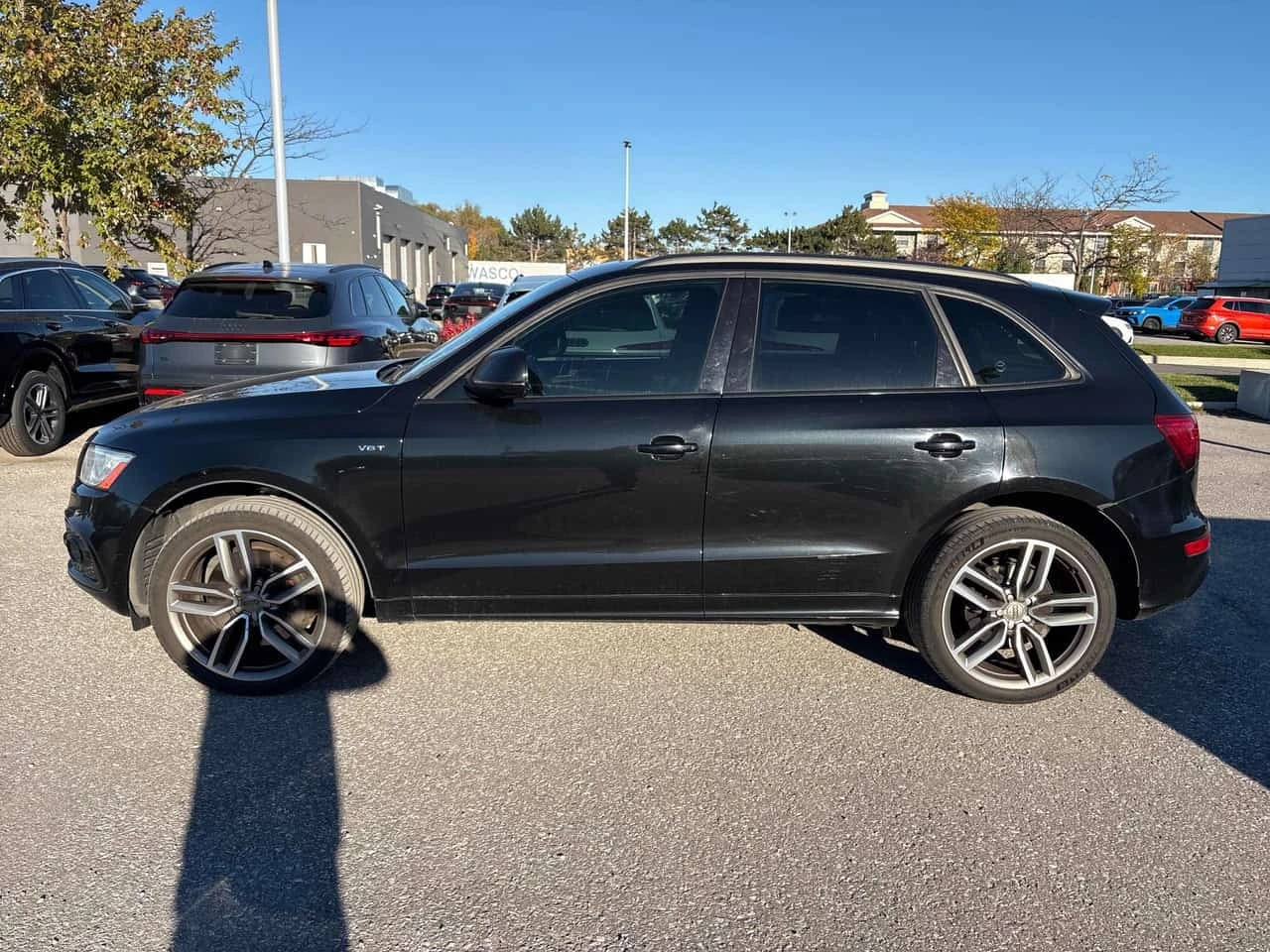 Audi SQ5 * Technik * CARFAX * ГЛАВНО ПРЕДСТАВИТЕЛСТВО * , снимка 2 - Автомобили и джипове - 56604161
