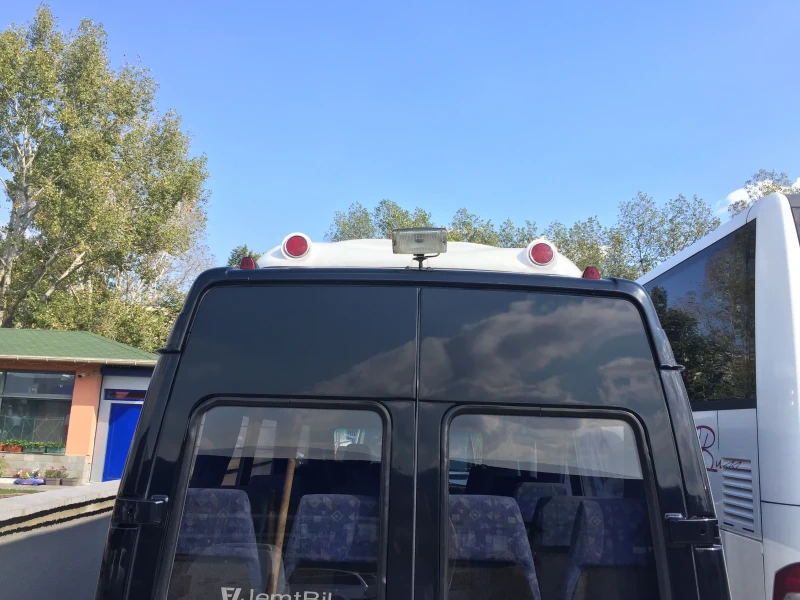 Mercedes-Benz Sprinter 412, снимка 9 - Бусове и автобуси - 47297117