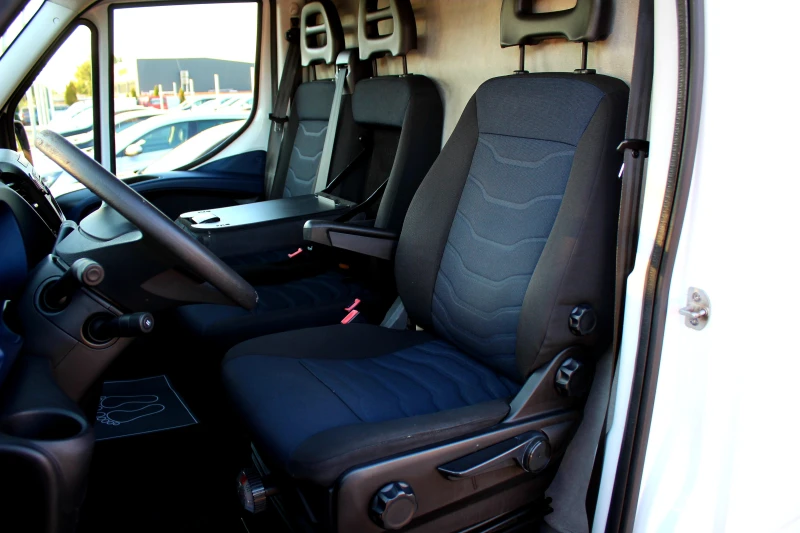 Iveco Daily 35S14 MAXI XXL/СОБСТВЕН ЛИЗИНГ, снимка 14 - Бусове и автобуси - 50837318