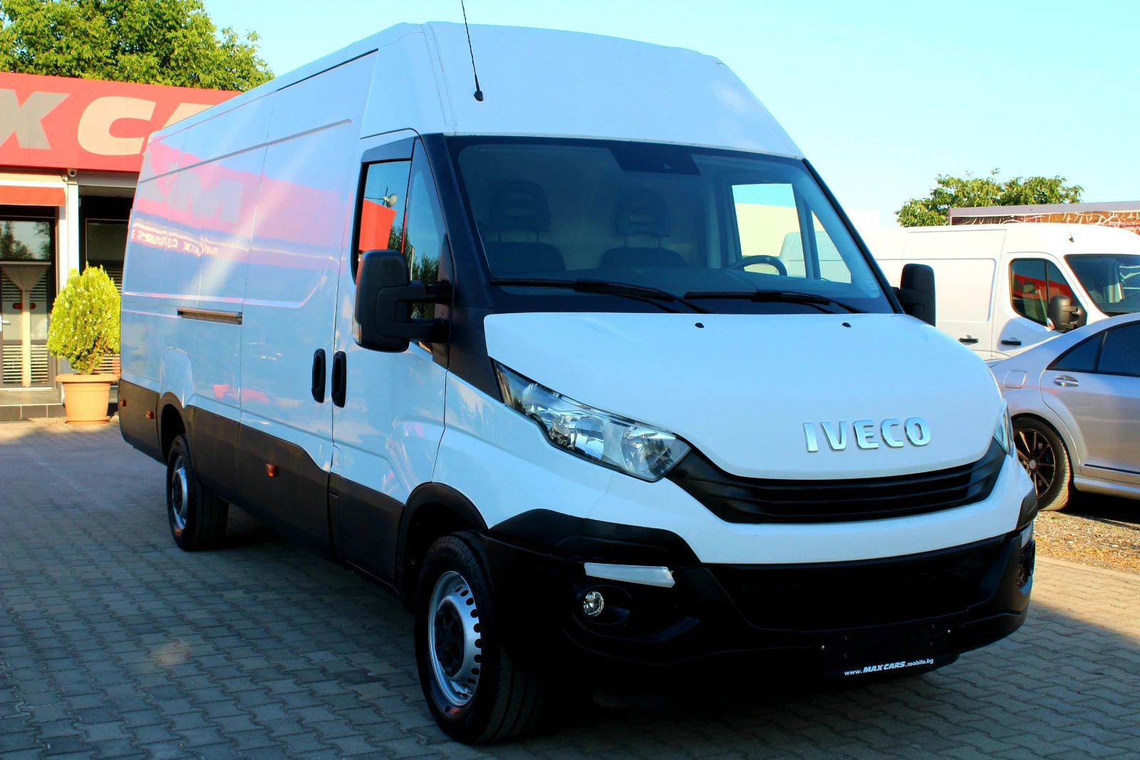 Iveco Daily 35S14 СОБСТВЕН ЛИЗИНГ - изображение 2