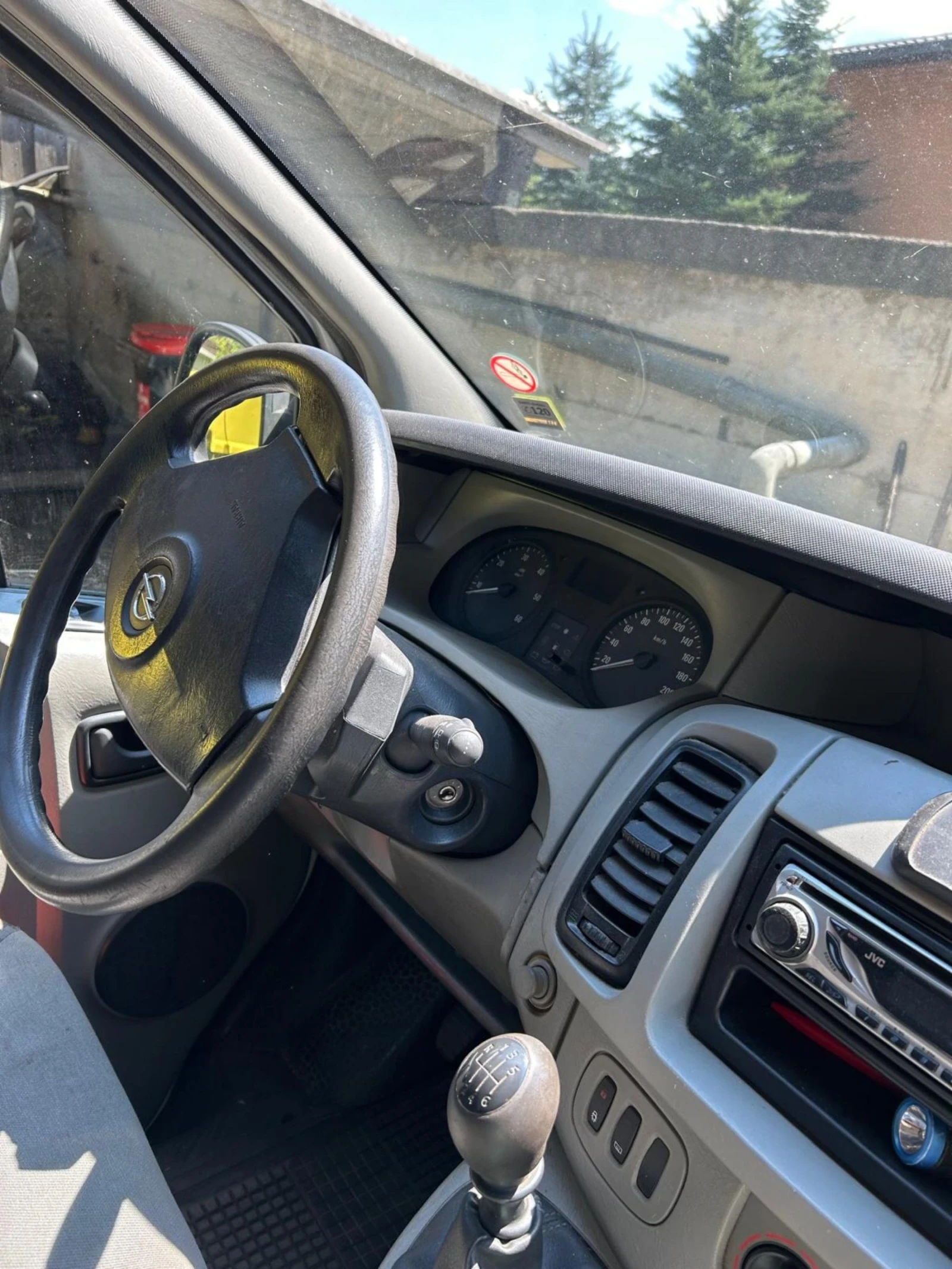 Opel Vivaro  - изображение 8