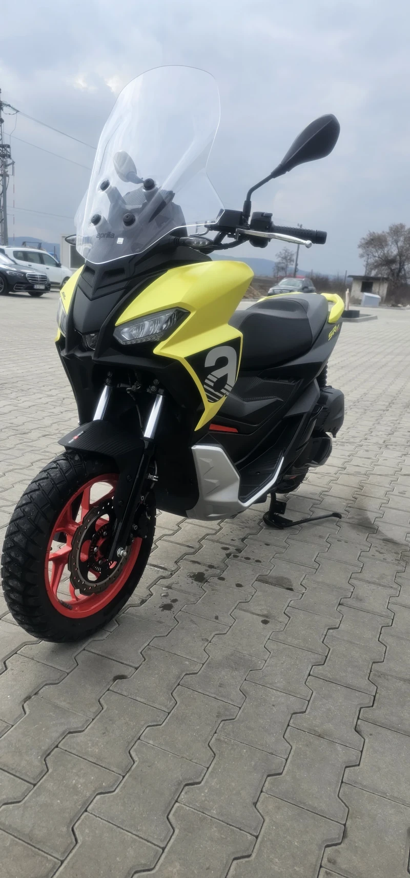 Aprilia Sr SRGT 200, снимка 1 - Мотоциклети и мототехника - 49362659